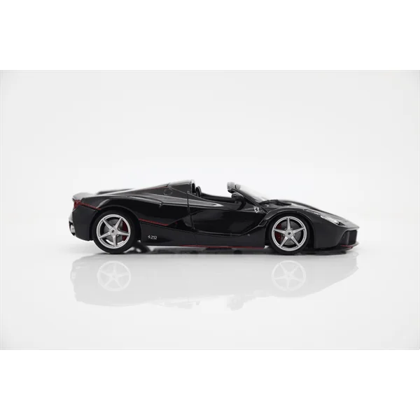 Bburago 1:24 Ferrari Laferrari Aperta Noir Métallique