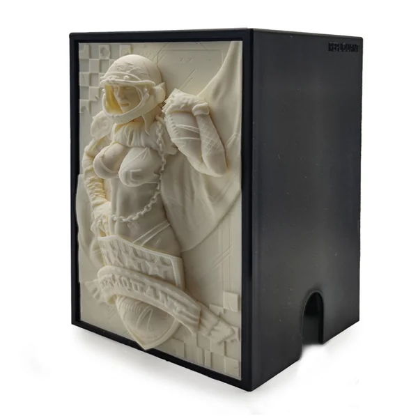 Deck Box 100+ Repliquant - Brute Gurl