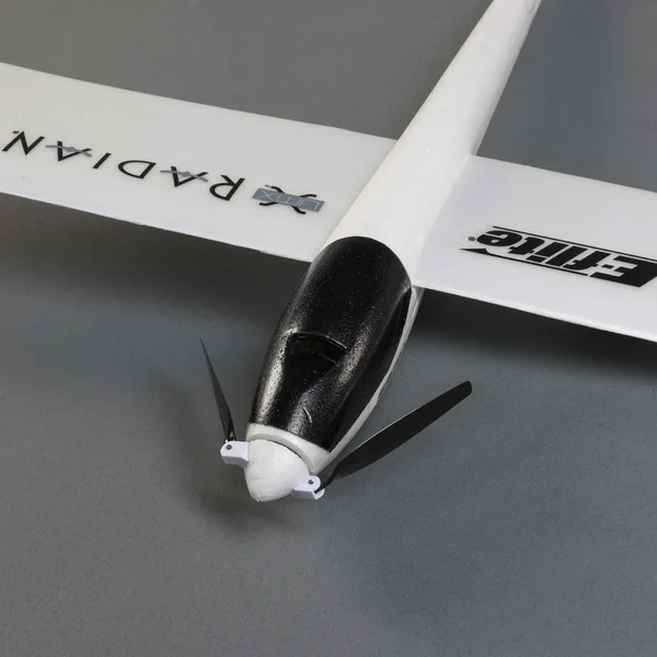 E-flite Radian 0.7m SAFE AS3X BNF Basic