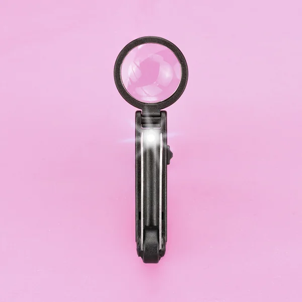 Loupe Modelcraft 1,75x avec pince et éclairage LED