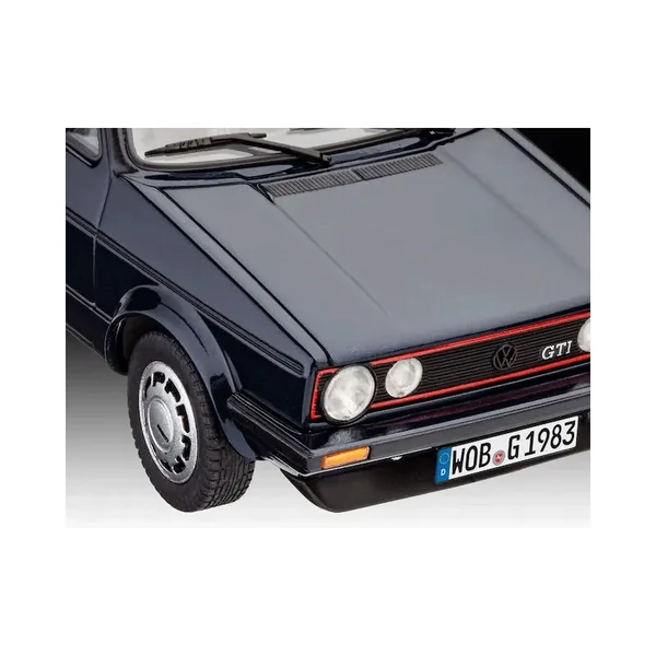 Maquette 35 Years Volkswagen Golf GTI Pirelli Level 4 échelle 1:24 - Revell