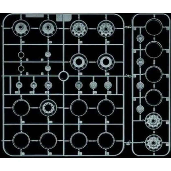 Maquette camion 3965 - Scania S770 V8 "White Cab" (1:24)