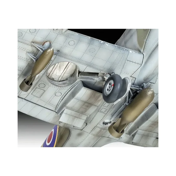 Maquette Supermarine Spitfire Mk.IXC Avion de guerre Level 5 échelle 1:32 - Revell