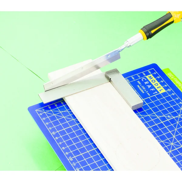 Scie à main Modelcraft avec lames interchangeables (ensemble de 8 pièces)