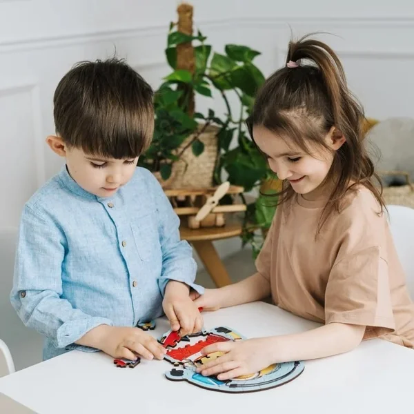 Trefl Puzzle en bois Junior 50 - Minions / Universal Moi, moche et méchant 4