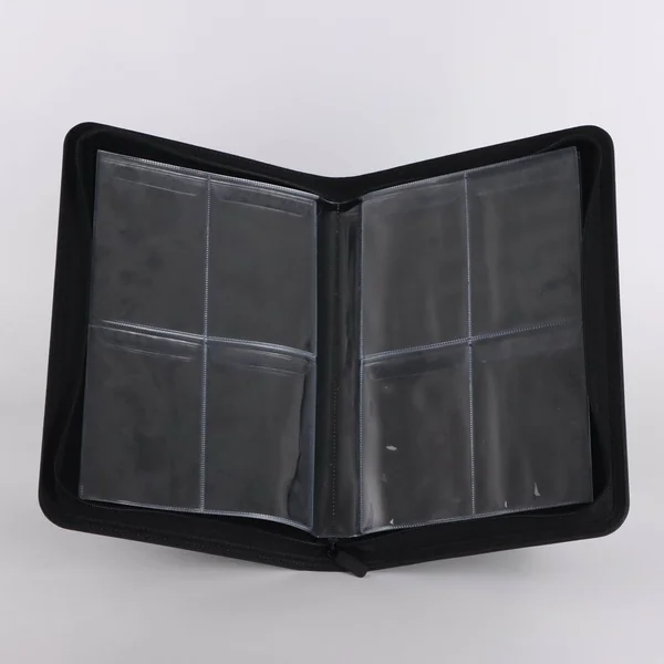 ZIP BINDER CARTES GRADÉES ET BOOSTER – NOIR